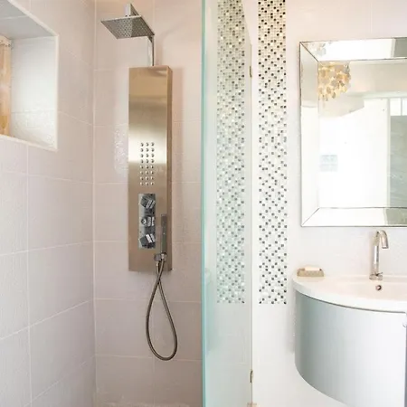 فيلة Armando - Splendid 6 Bedroom In - Private Heated Pool - Games - Fitness Are
