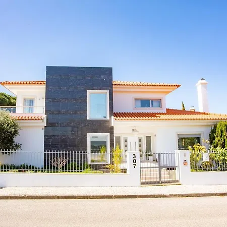 Armando - Splendid 6 Bedroom In - Private Heated Pool - Games - Fitness Are *